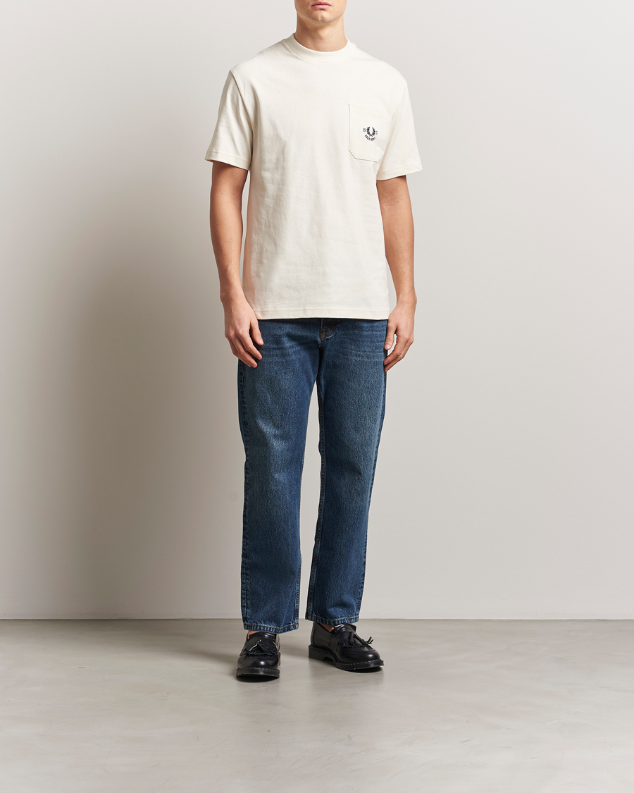 Hombres | Camisetas | Fred Perry | Relaxed 1952 Tennis T-Shirt Ecru