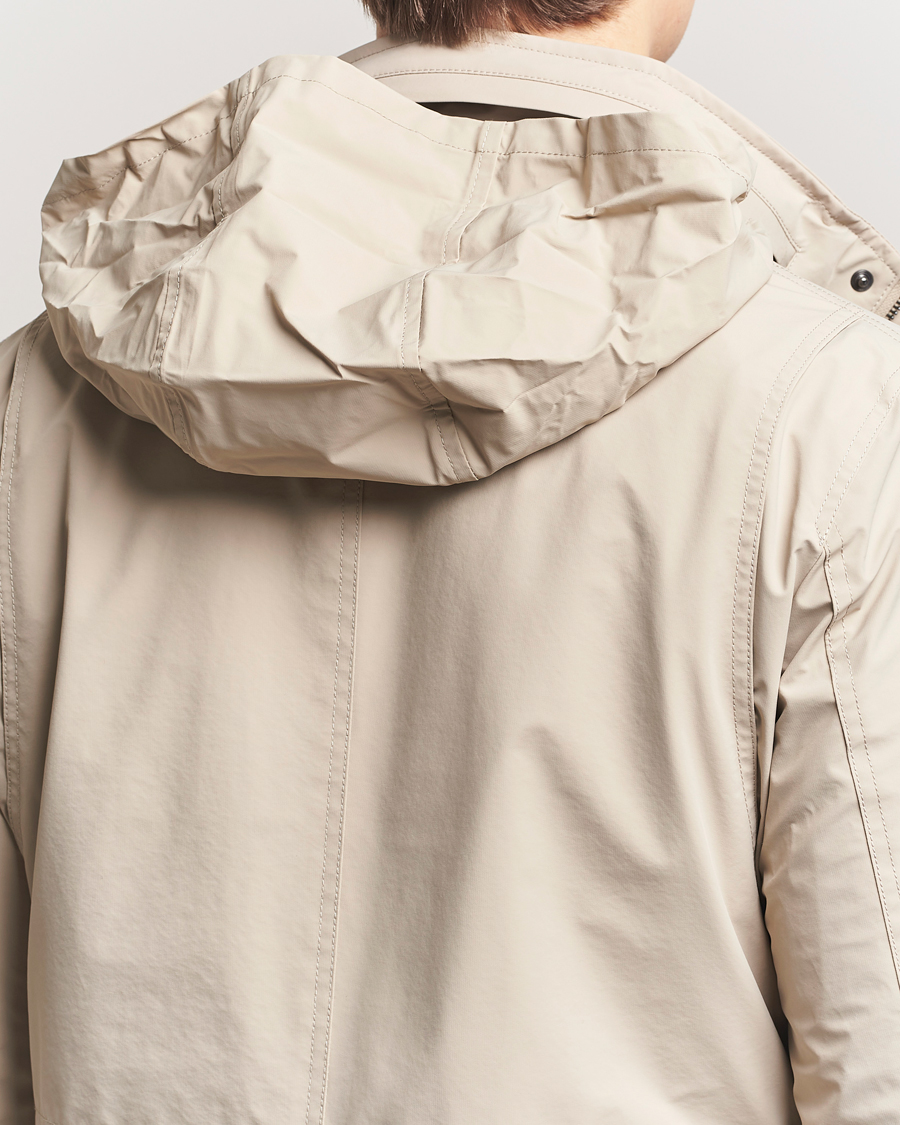 Hombres | Abrigos y chaquetas | Oscar Jacobson | M65 Nylon Field Jacket Beige