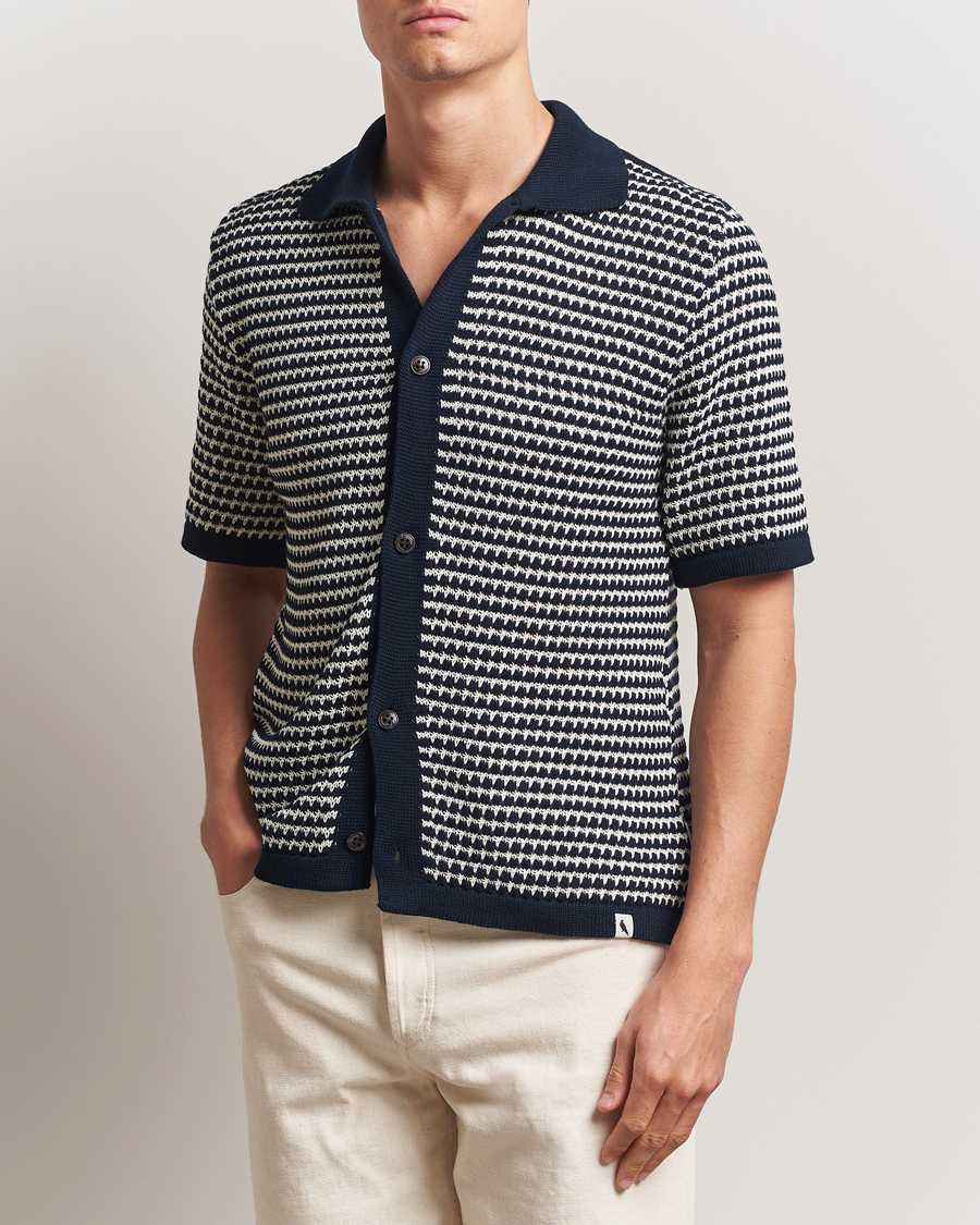Hombres | Camisas | Peregrine | Island Crochet Knitted Shirt Navy