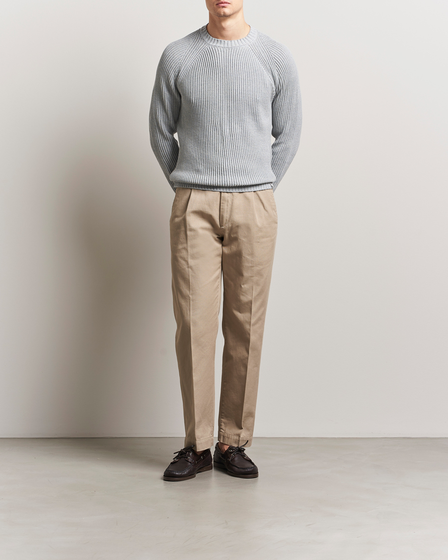 Hombres | Jerséis y prendas de punto | Peregrine | Harry Organic Cotton Sweater Washed Denim