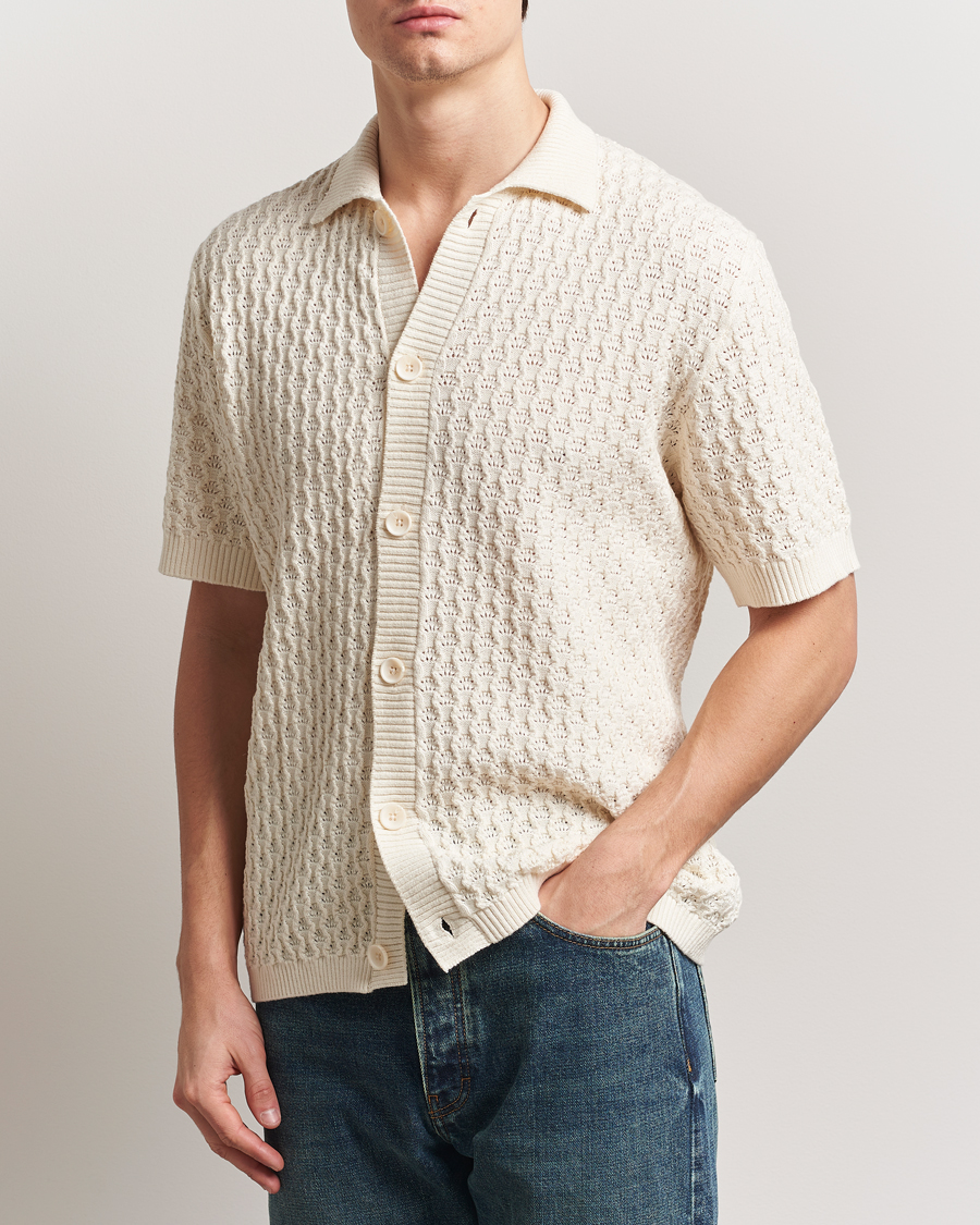 Hombres | Camisas | LES DEUX | Gespertus Knitted Short Sleeve Shirt Ivory