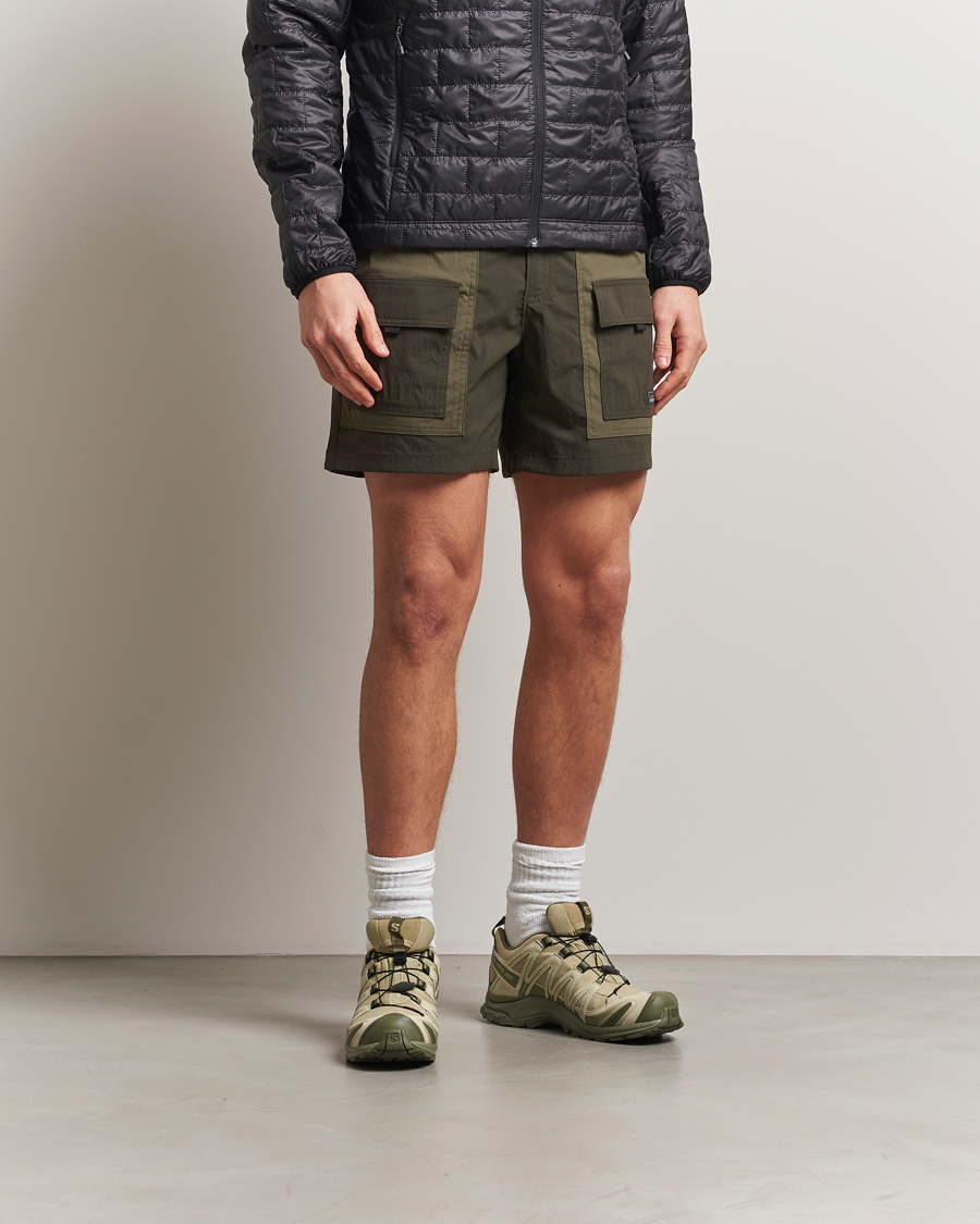 Hombres | Pantalones cortos | Patagonia | Outdoor Everyday Shorts Pine Needle Green