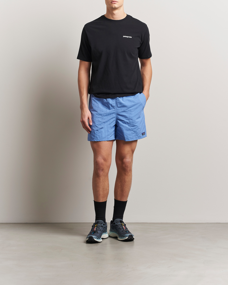 Hombres | Camisetas | Patagonia | P-6 Logo T-Shirt Black