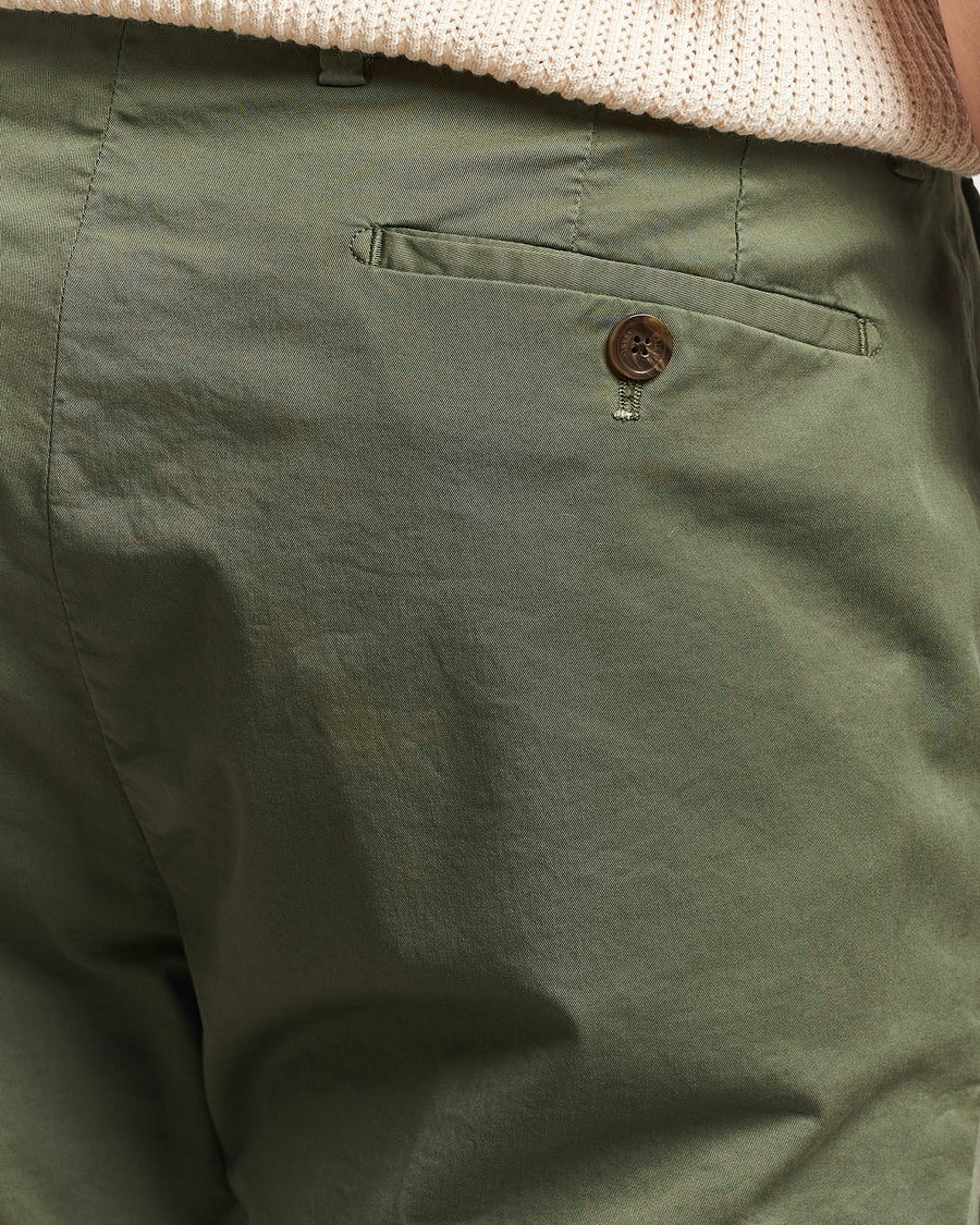 Hombres | Pantalones cortos | Briglia 1949 | Pleated Cotton Shorts Olive