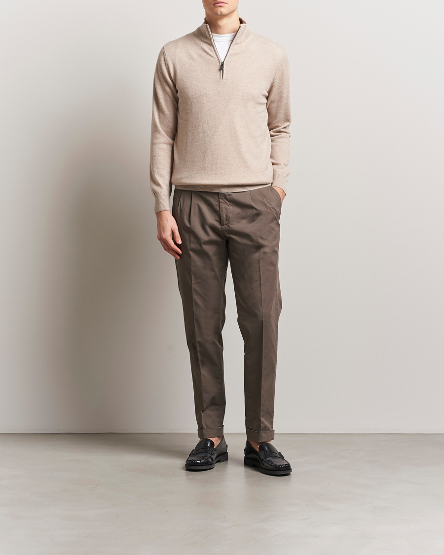 Hombres | Pantalones | Briglia 1949 | Easy Fit Pleated Cotton Stretch Chino Brown