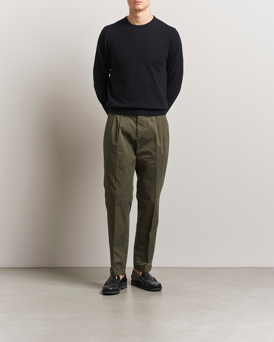Hombres | Pantalones | Briglia 1949 | Easy Fit Pleated Cotton Stretch Chino Olive