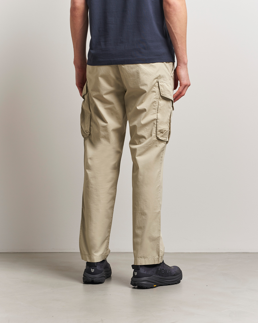 Hombres | Pantalones | Parajumpers | Edmund Garment Dyed Twill Cargo Pants Asparagus