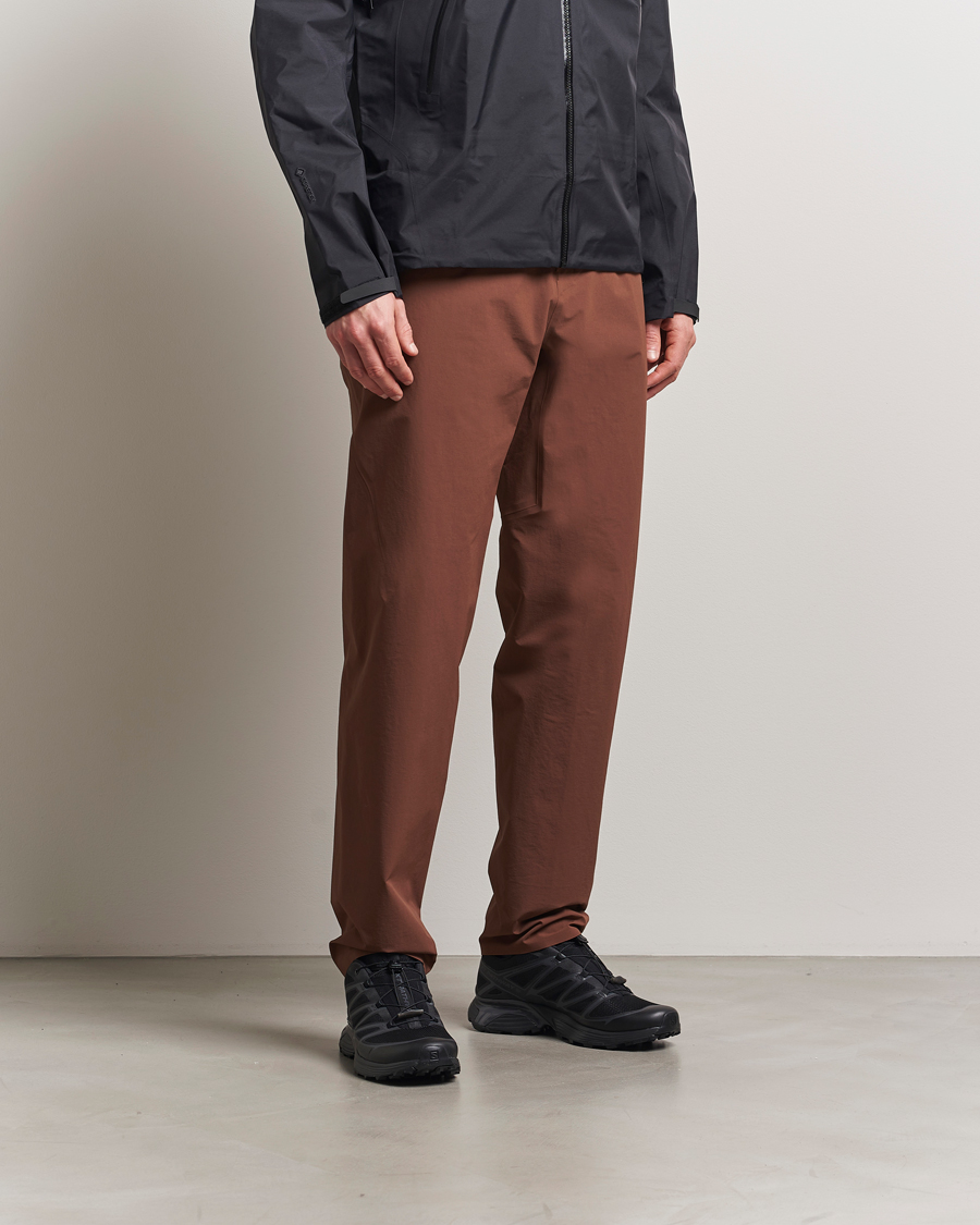 Hombres | Pantalones | Arc'teryx Veilance | Voronoi Softshell Pants Ganache
