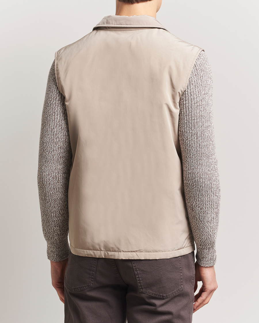 Hombres | Abrigos y chaquetas | Brunello Cucinelli | Padded Nylon Gilet Beige