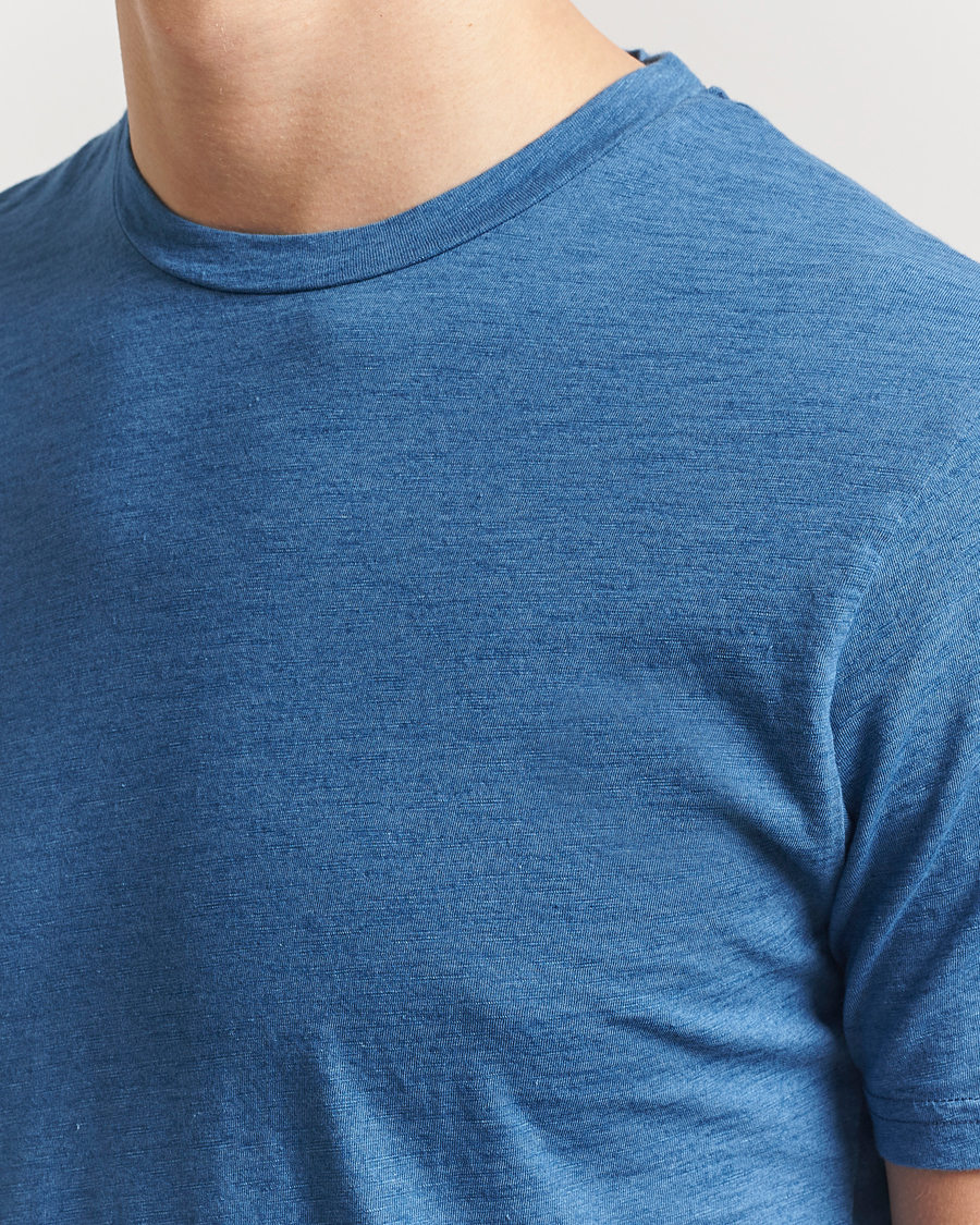 Hombres | Camisetas | Sunspel | Riviera Midweight T-Shirt Mid Indigo Wash