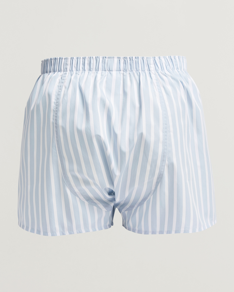 Hombres | Ropa interior y calcetines | Sunspel | Classic Woven Cotton Boxer Shorts Sky Blue Barstripe