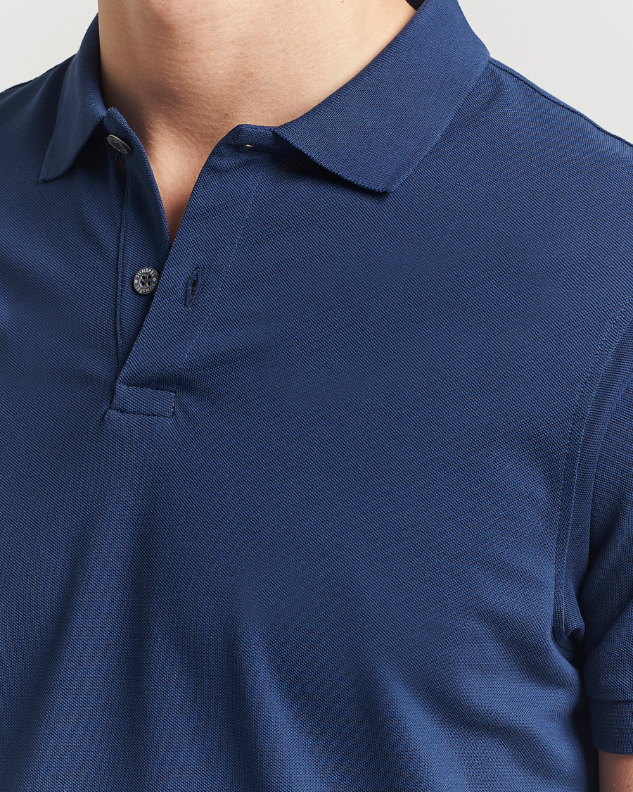 Hombres | Polos | Sunspel | Supima Cotton Short Sleeve Pique Polo Ink Blue