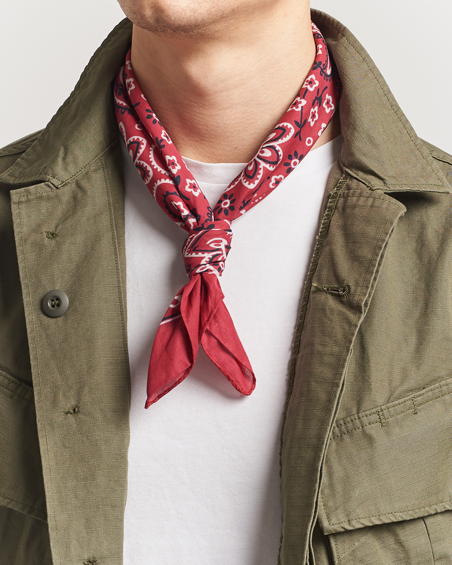 Hombres | Bufandas elegantes | Drake's | Drake'sClassic Paisley BandanaRed