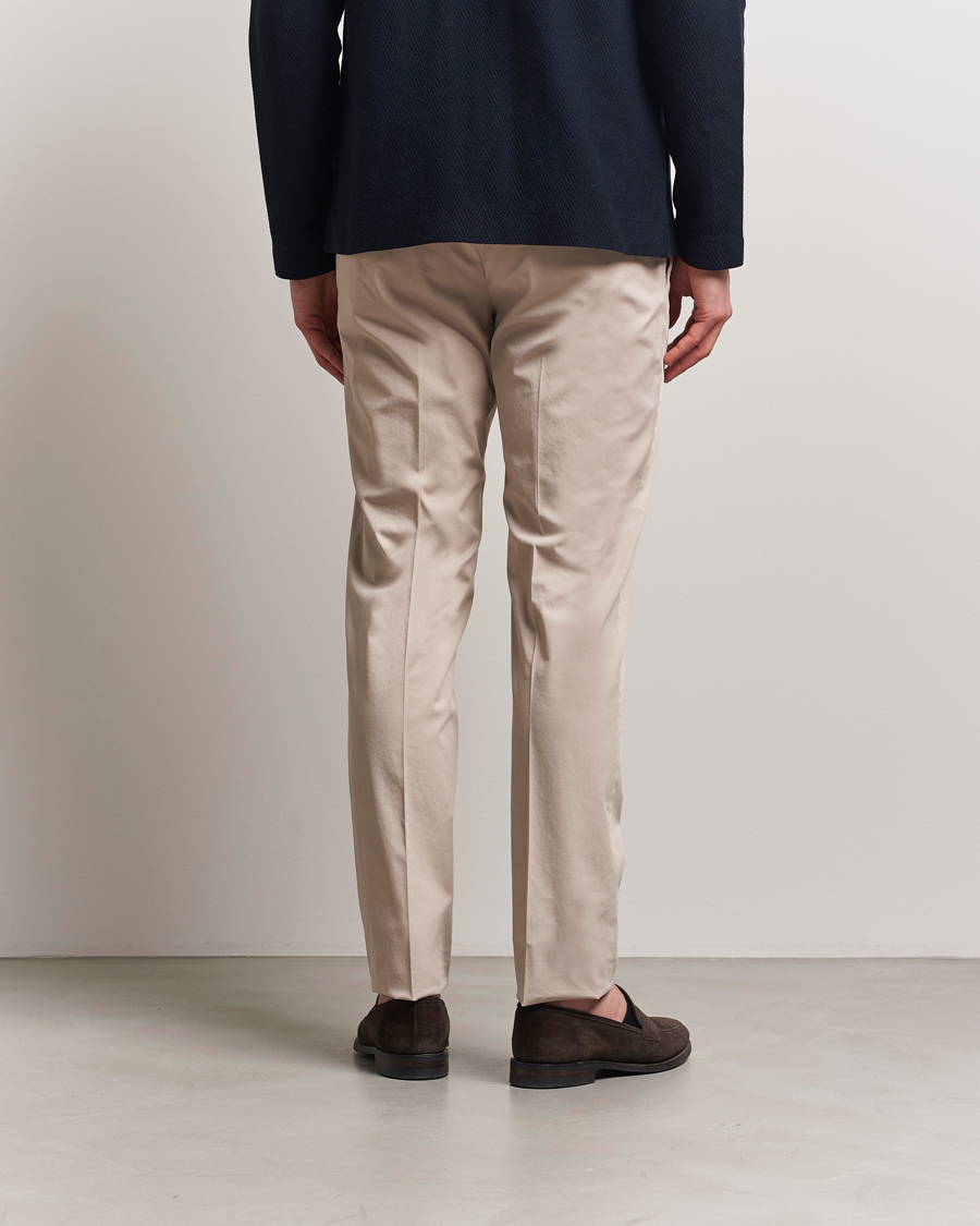 Hombres | Pantalones | Incotex | Slim Fit Comfort Chinos Light Beige