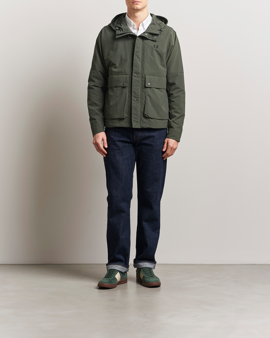 Hombres | Abrigos y chaquetas | Fred Perry | Cropped Hooded Fishing Parka Field Green