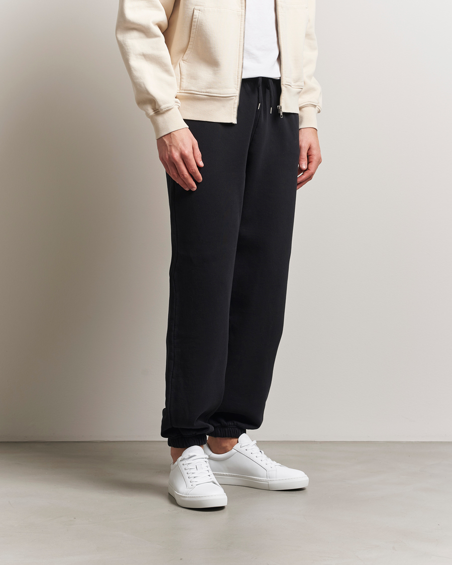Hombres | Pantalones | Colorful Standard | Classic Organic Sweatpants Deep Black