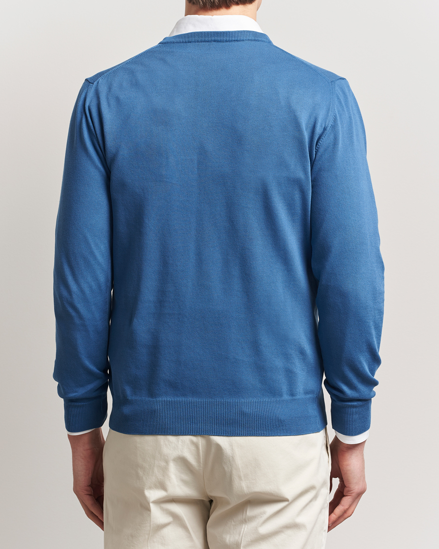 Hombres | Jerséis y prendas de punto | Morgano | Supersoft Egyptian Cotton V-Neck Mid Blue