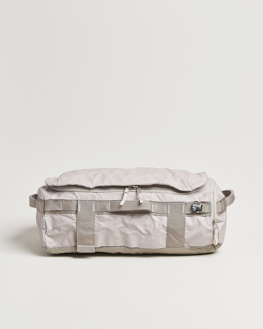 Hombres | The North Face Base Camp Voyager Duffel 32L Soapstone | The North Face | Base Camp Voyager Duffel 32L Soapstone