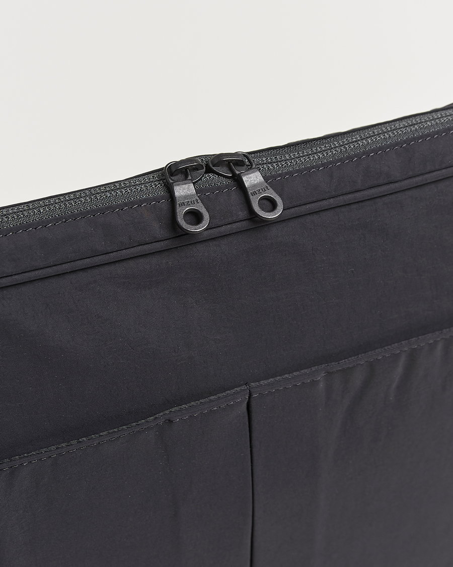 Hombres | mazi untitled Nylon Laptop Pouch 16 Inch Black | mazi untitled | Nylon Laptop Pouch 16 Inch Black