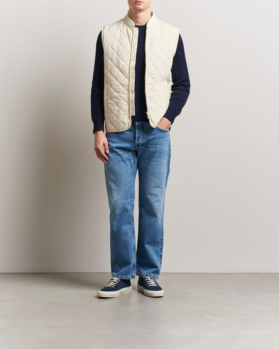 Hombres | Abrigos y chaquetas | Morris | Teddy Quilted Cord Vest Khaki