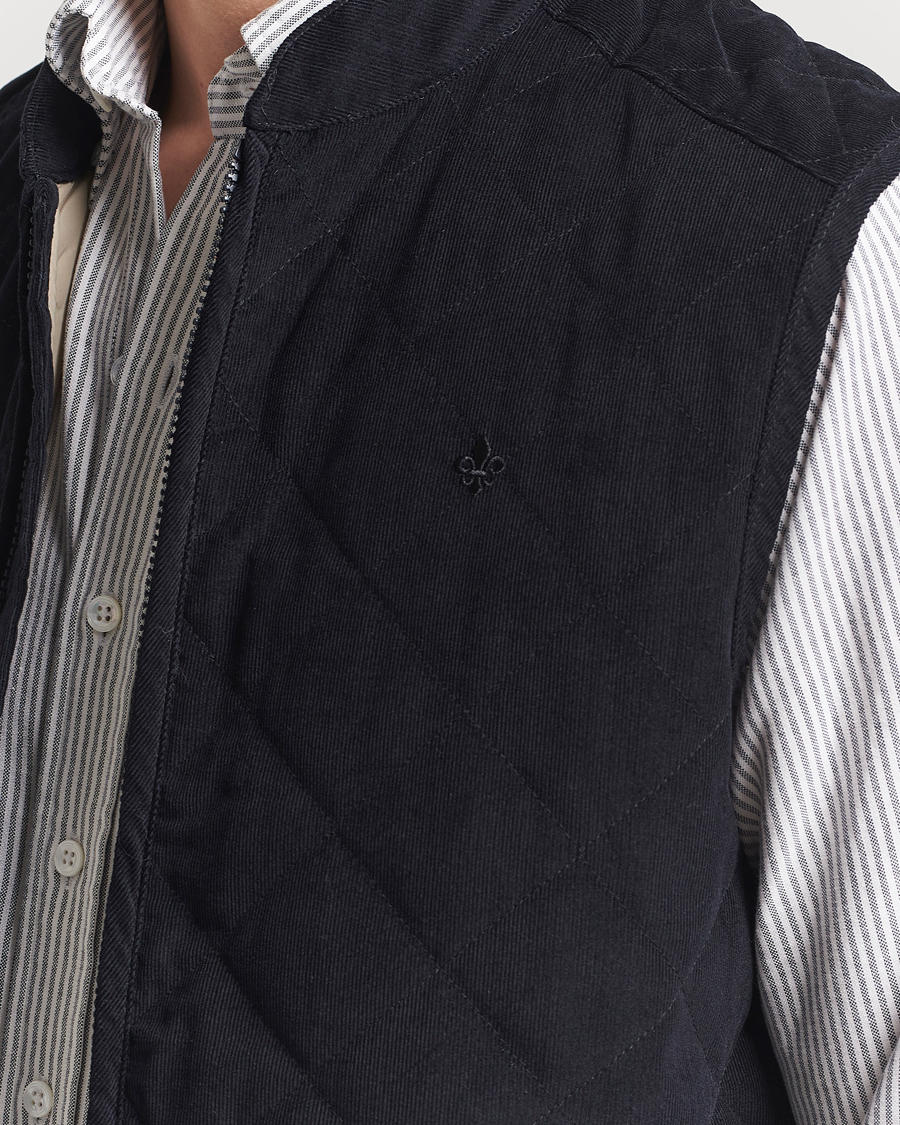 Hombres | Abrigos y chaquetas | Morris | Teddy Quilted Cord Vest Navy