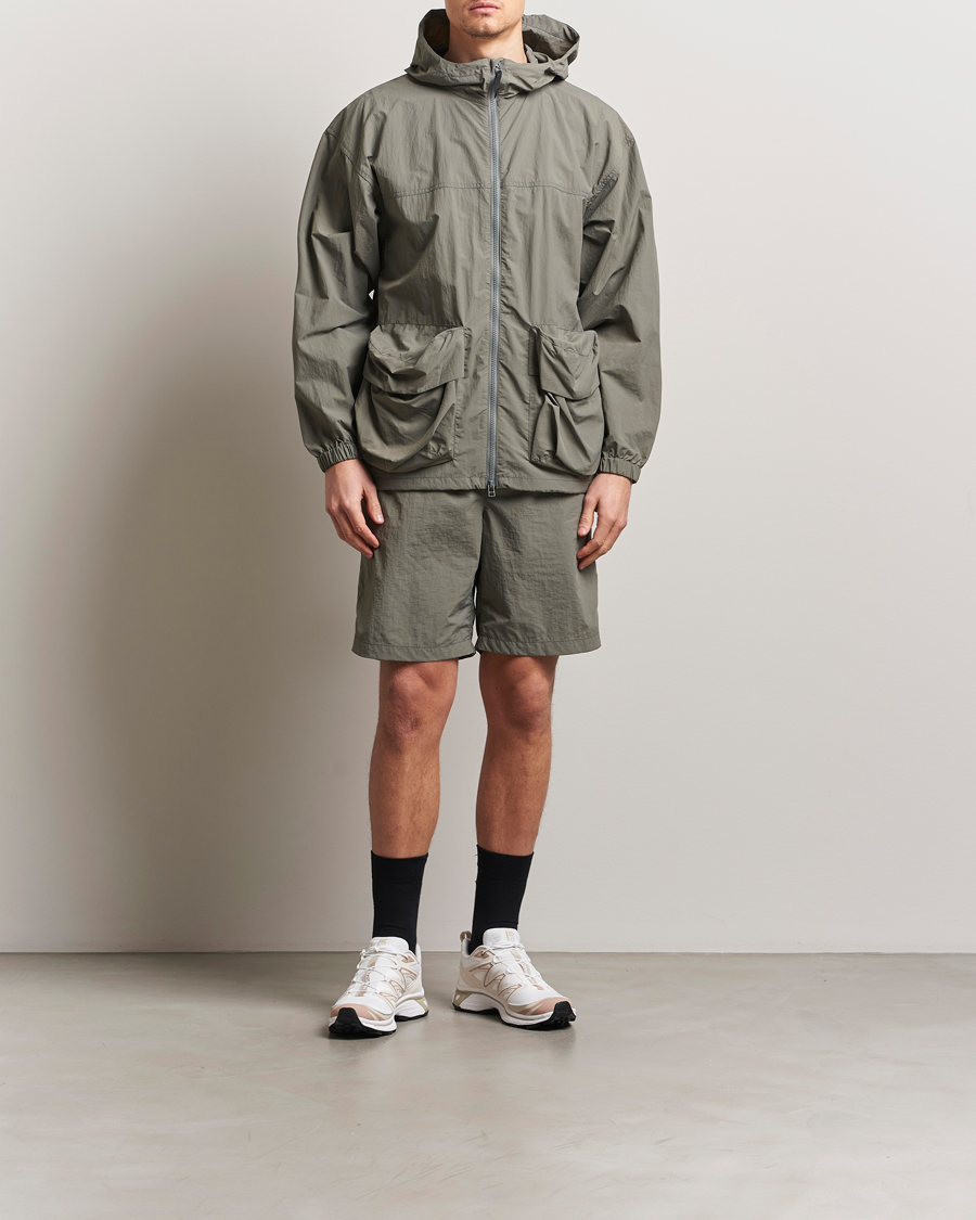 Hombres | Pantalones cortos | Snow Peak | Nylon Tussah Shorts Light Olive