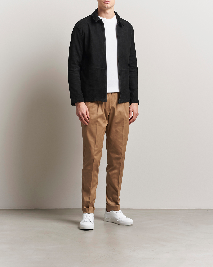 Hombres | Pantalones | Tiger of Sweden | Tenuta Pleated Cotton Trousers Beige