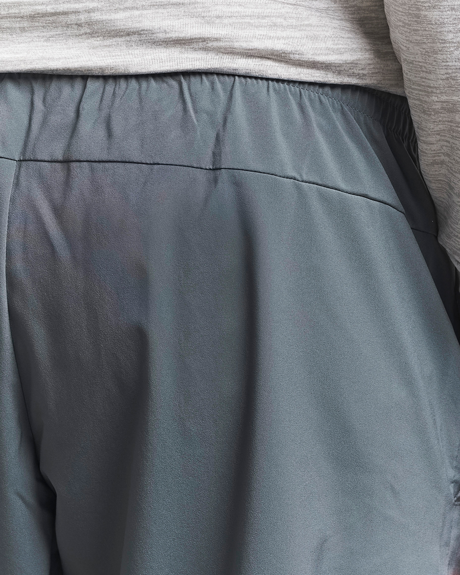 Hombres | Pantalones | New Balance Running | Stretch Woven Pants Graphite