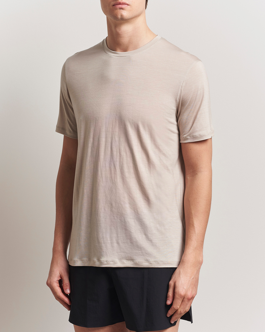 Hombres | Camisetas | Houdini | Tree Tencel T-Shirt Sandstorm