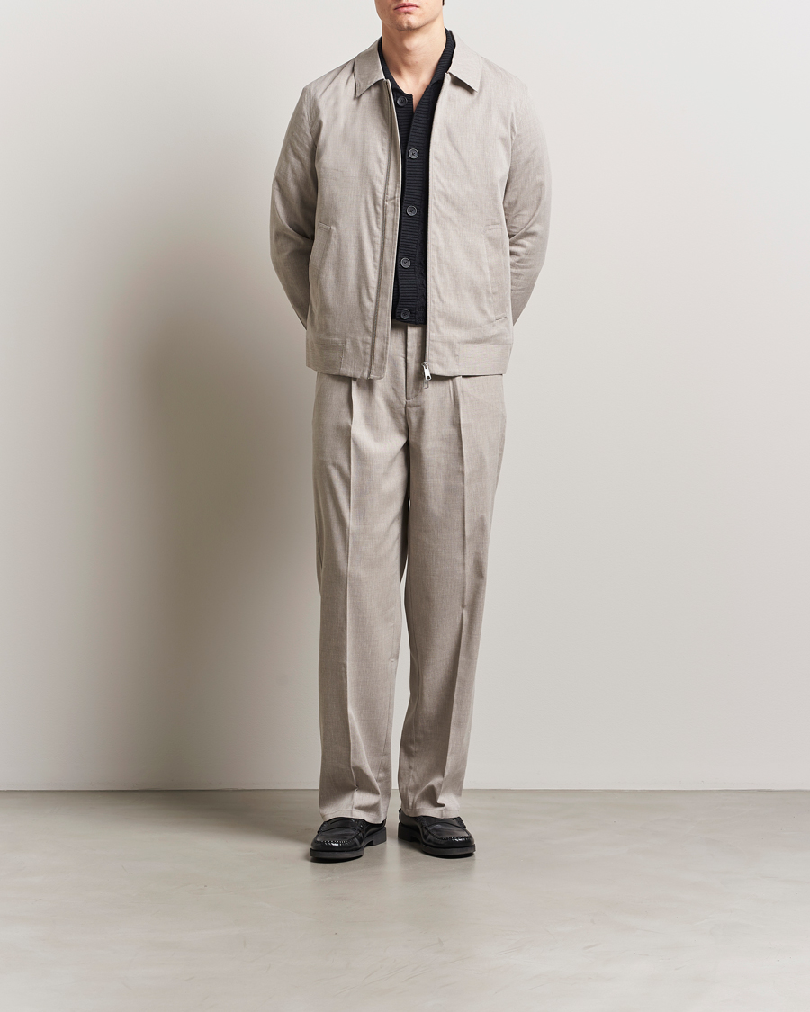Hombres | Pantalones | LES DEUX | Reece Pleated Slub Suit Pants Light Sand