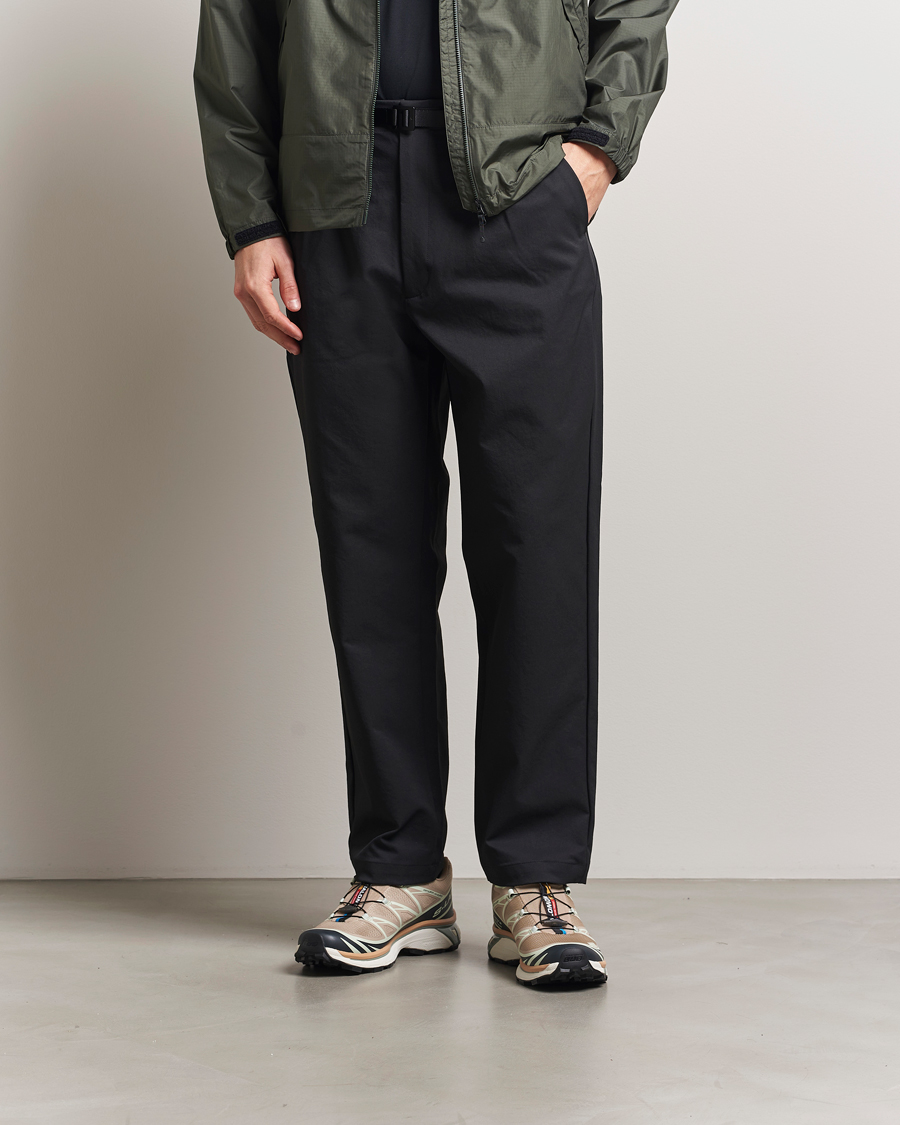 Hombres | Pantalones | Goldwin | One Tuck Tapered Stretch Pants Black