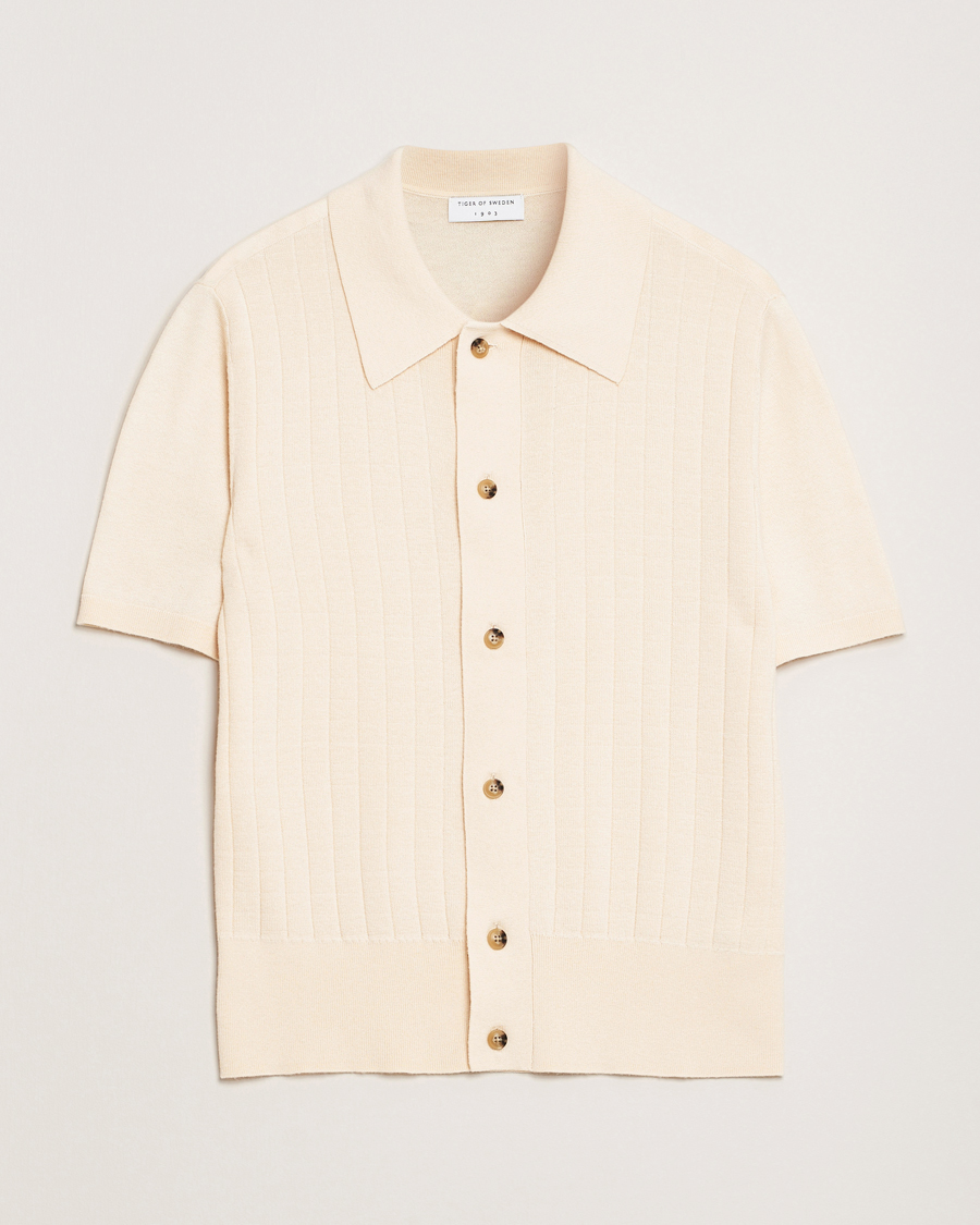 Hombres | Camisas | Tiger of Sweden | Araawen Knitted Short Sleeve Shirt Off White