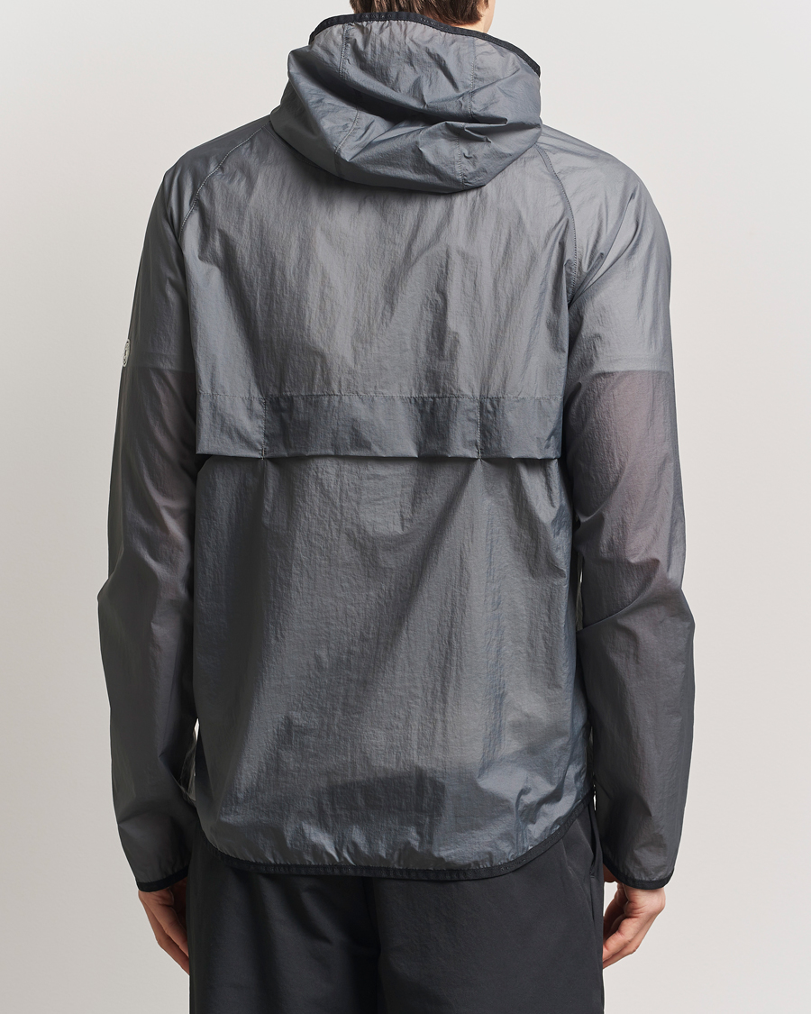Hombres | Abrigos y chaquetas | District Vision | Ultralight Water Repellent Jacket Charcoal