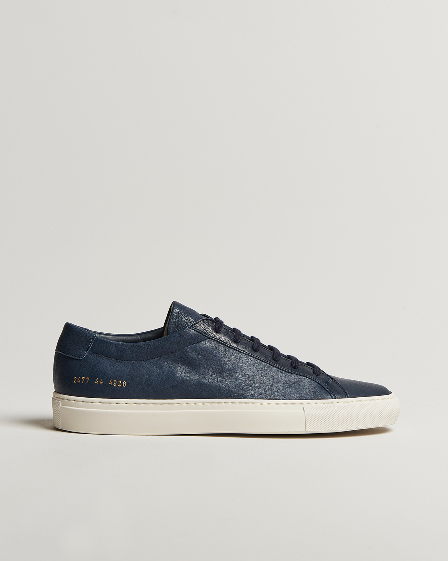 Hombres | Common Projects Original Summer Achilles Sneaker Navy | Common Projects | Original Summer Achilles Sneaker Navy