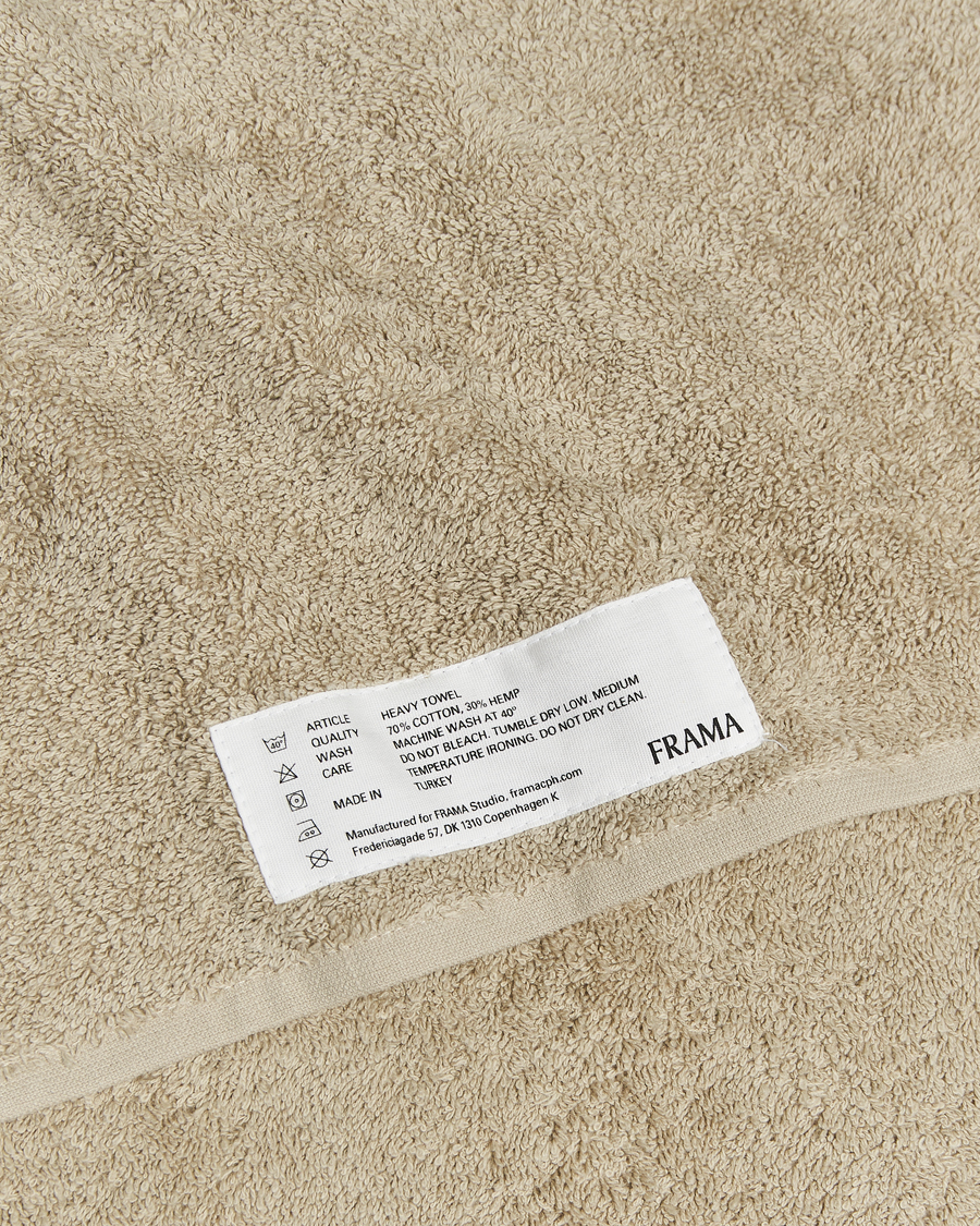 Hombres | Telas | Frama | Heavy Bath Towel 70x140cm Sage Green