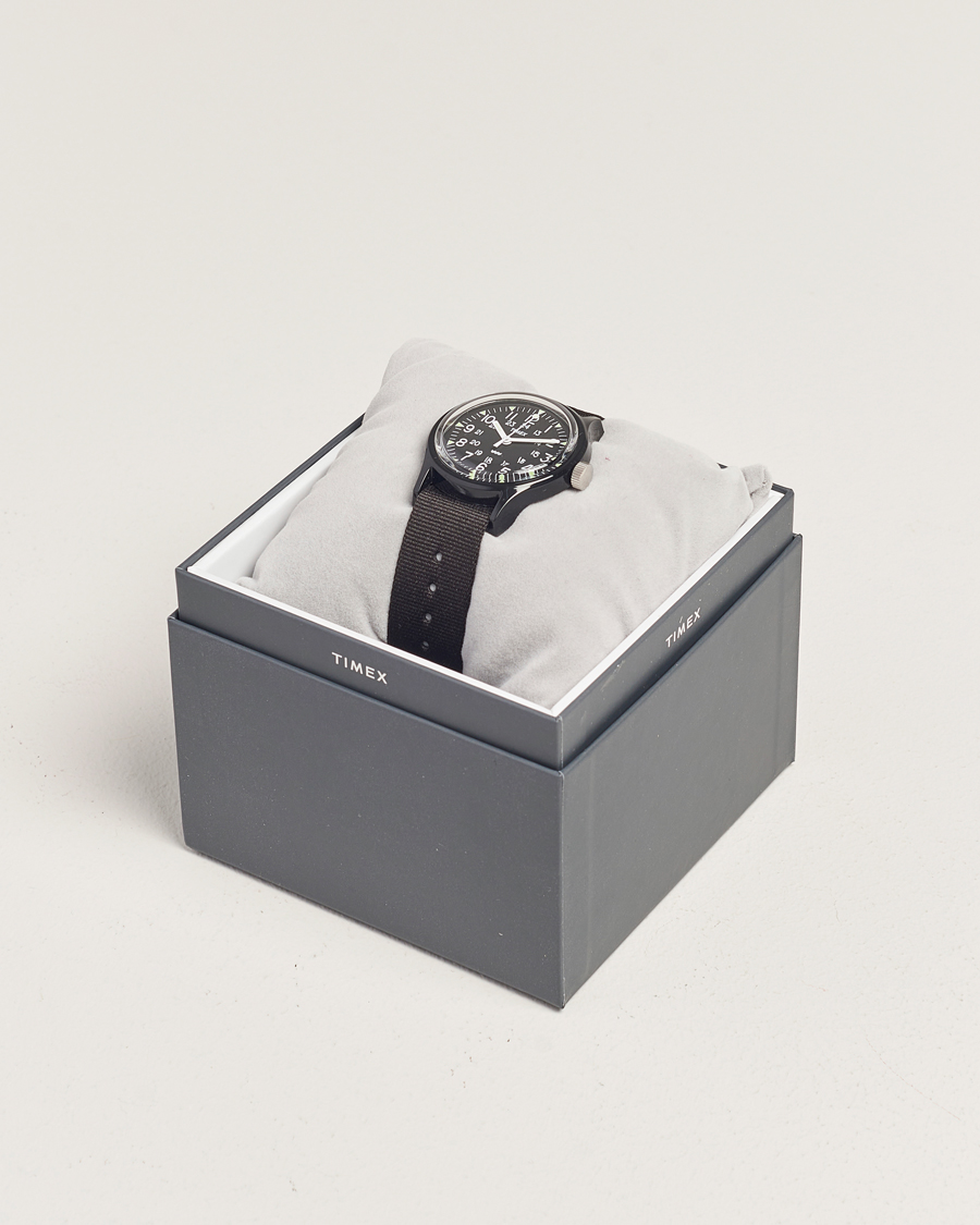 Hombres | Timex MK1 Resin 36mm Black Dial | Timex | MK1 Resin 36mm Black Dial