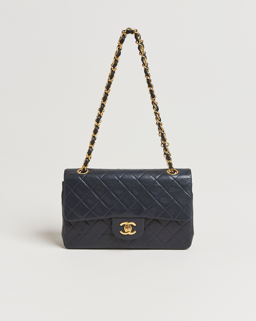 Hombres | Chanel Pre-Owned Classic Small Double Flap Bag Lambskin Navy | Chanel Pre-Owned | Classic Small Double Flap Bag Lambskin Navy