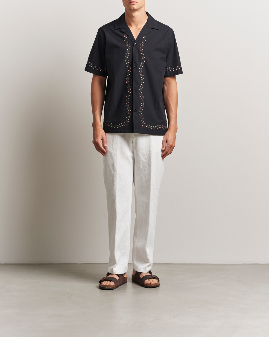 Hombres | Camisas | LES DEUX | Lesley Embroidery Short Sleeve Shirt Black