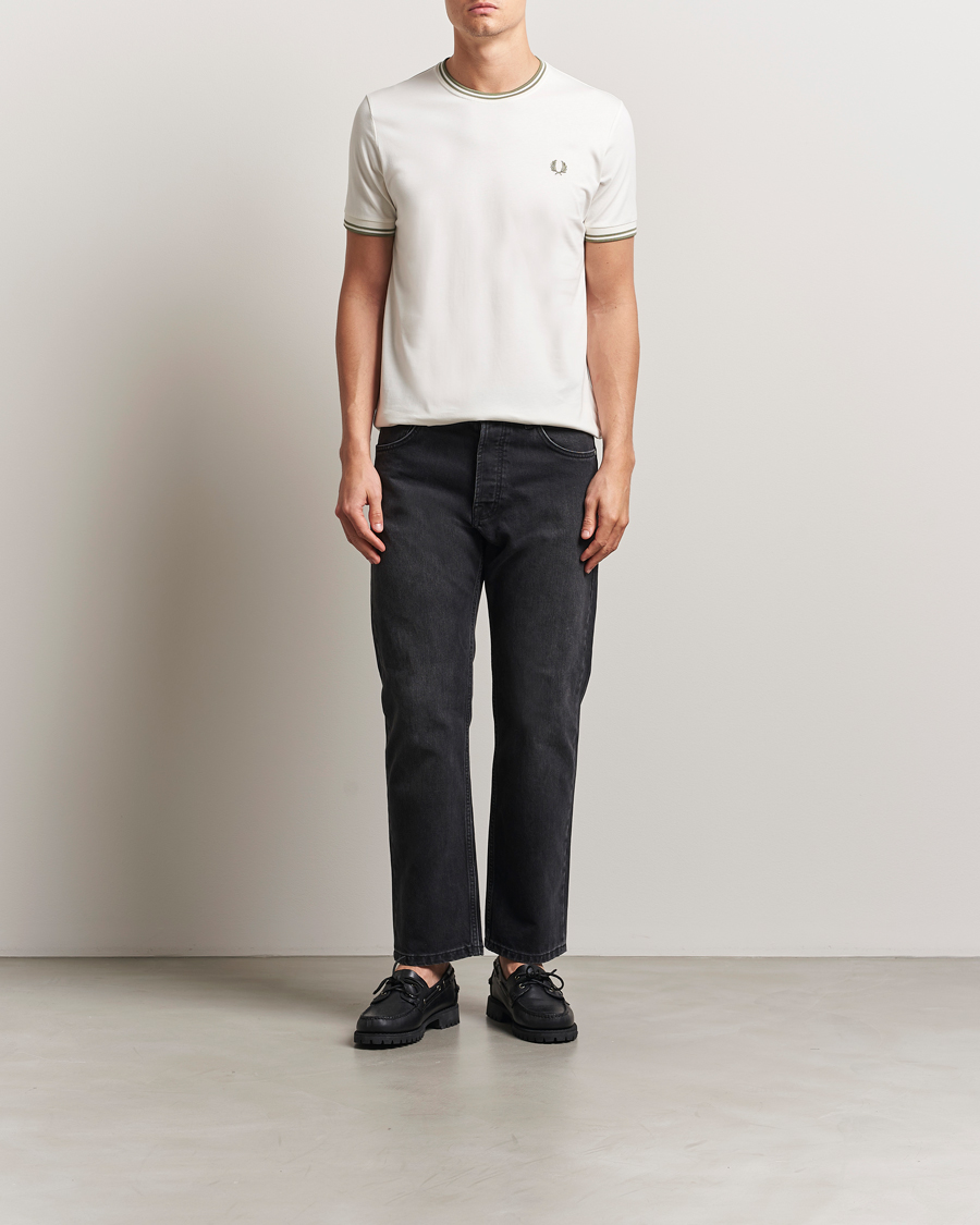 Hombres | Camisetas | Fred Perry | Twin Tipped T-Shirt Light Ecru