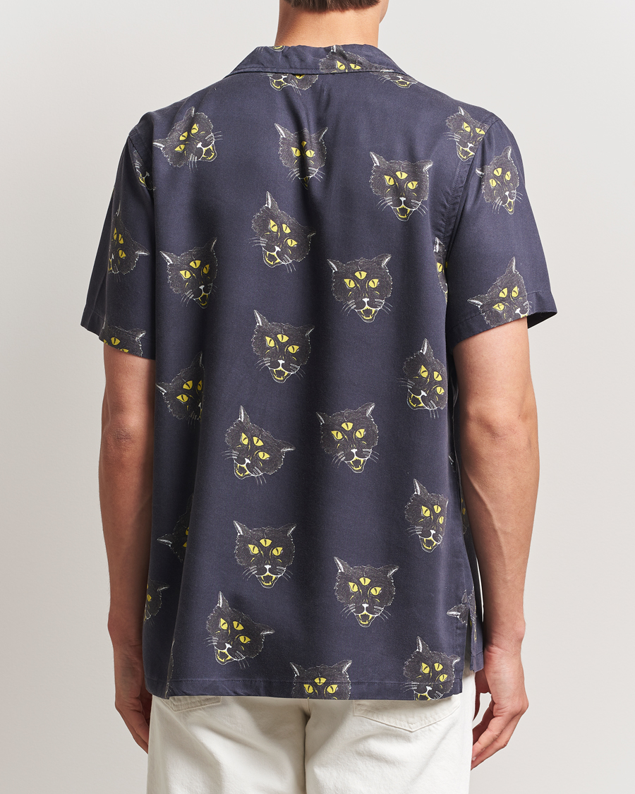 Hombres | Camisas | Nudie Jeans | Arvid The Cat Hawaii Shirt Antracite