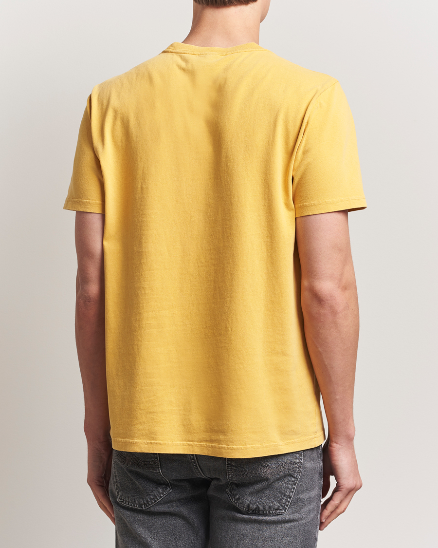 Hombres | Camisetas | Nudie Jeans | Roy Unlucky T-Shirt Yellow