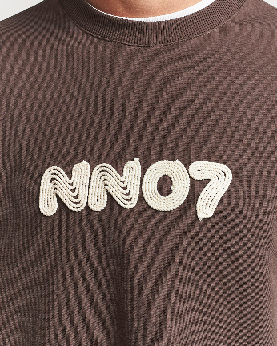 Hombres | Jerséis y prendas de punto | NN07 | David Rope Logo Crew Neck Sweatshirt Coffee