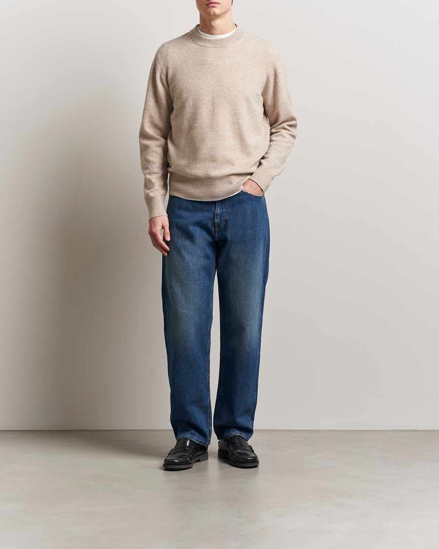 Hombres | Jerséis y prendas de punto | A Day's March | Marlow Cashmere Blend Sweater Sand