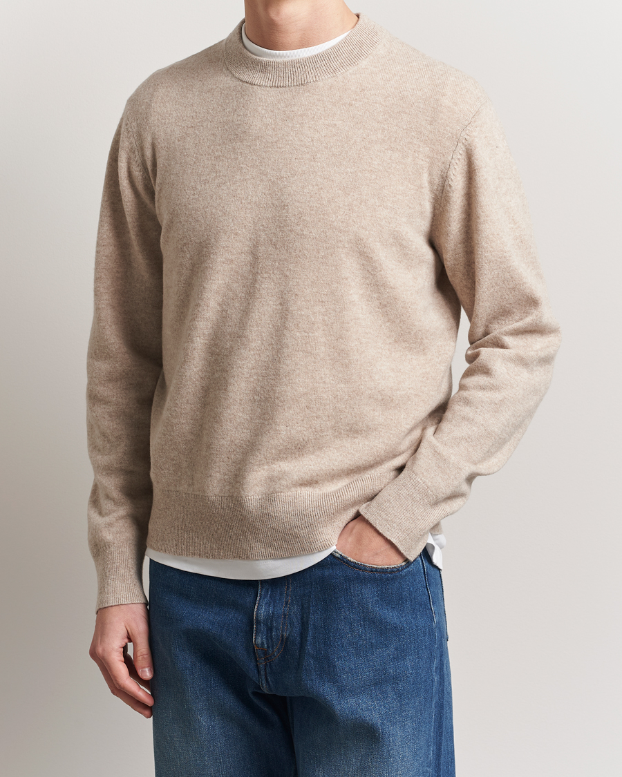 Hombres | Jerséis y prendas de punto | A Day's March | Marlow Cashmere Blend Sweater Sand