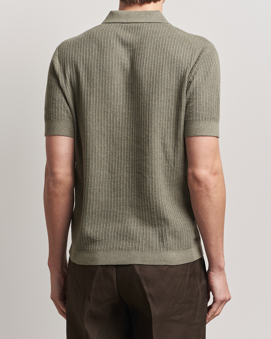 Hombres | Jerséis y prendas de punto | A Day's March | Aspen Structure Short Sleeve Polo Safari Green