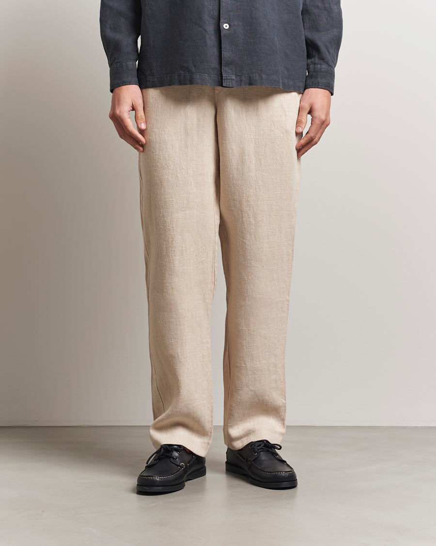 Hombres | Pantalones | A Day's March | Tamiat Drawstring Linen Trousers Oyster