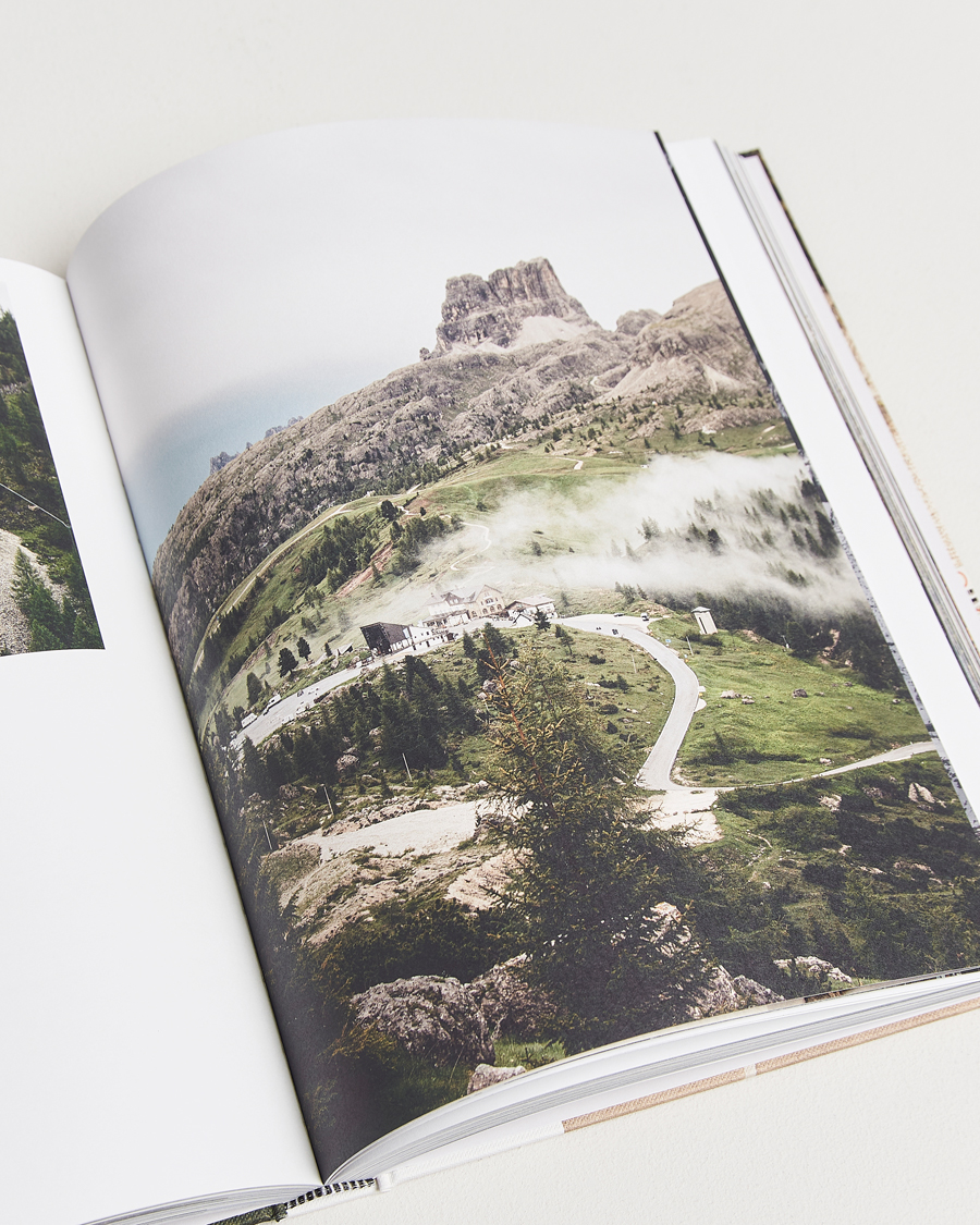 Hombres | Libros | New Mags | Off to the Alps – Italy