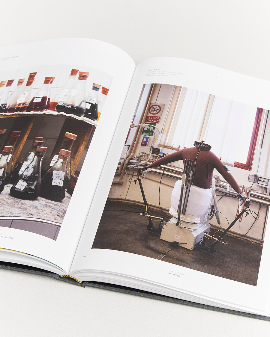 Hombres | Libros | New Mags | Stone Island Book