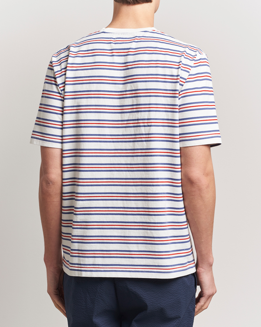 Hombres | Camisetas | BEAMS PLUS | Short Sleeve T-Shirt Blue/Red Stripe