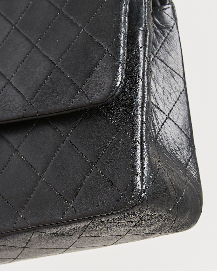 Hombres | Chanel Pre-Owned Classic Medium Double Flap Bag Lambskin Black | Chanel Pre-Owned | Classic Medium Double Flap Bag Lambskin Black